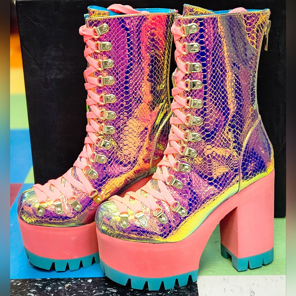NIB POISONOUS VIXEN SNAKE PLATFORM BOOTS CLUB EXX X DOLLS KILL